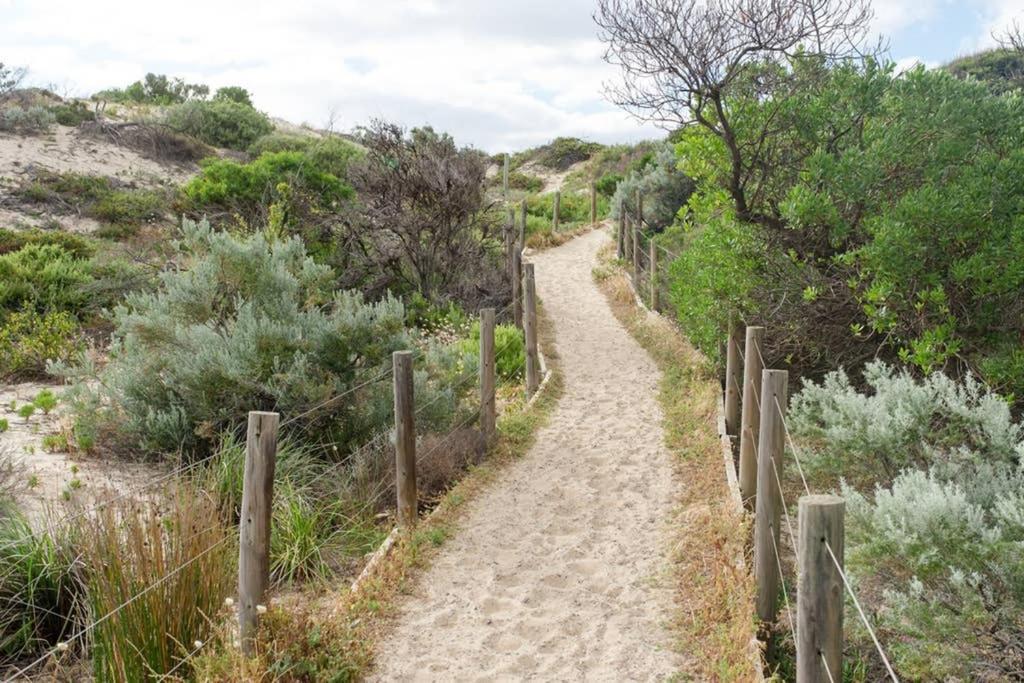 Bird In Hand Cottage, Port Noarlunga מראה חיצוני תמונה
