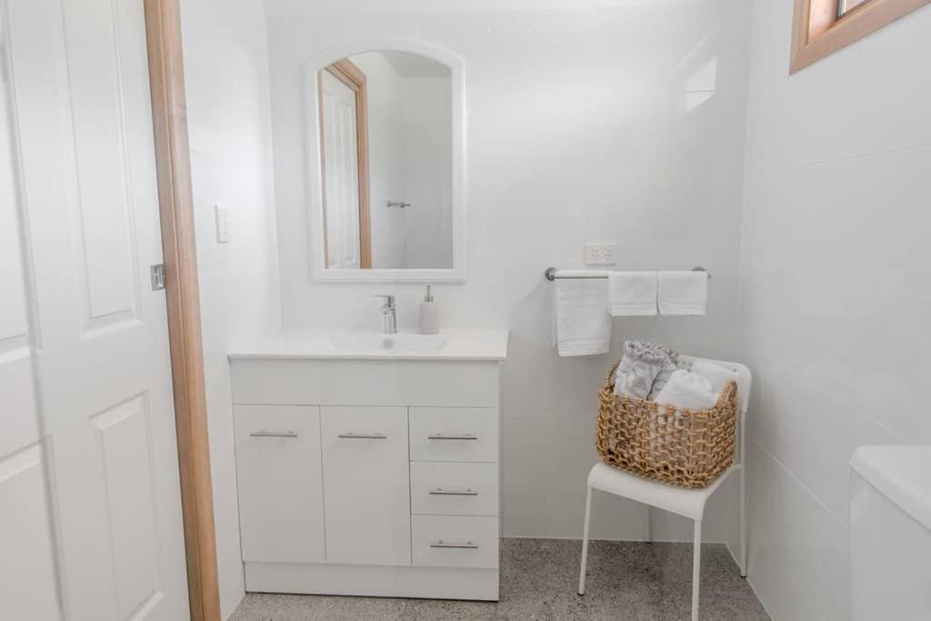 Bird In Hand Cottage, Port Noarlunga מראה חיצוני תמונה